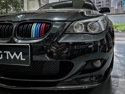 《※台灣之光※》全新BMW E60 類F10款 04 05 06年LED方向燈黑底白光圈魚眼HID大燈組D2S 台灣製造