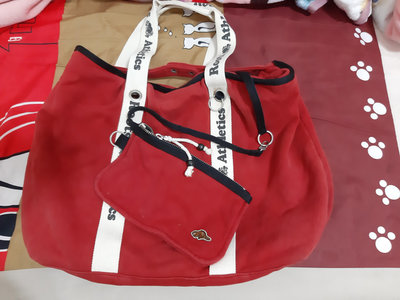 《凱莉屋》清倉大降價 ~ 近新ROOTS專櫃經典超大容量側背母子包─紅色，僅一個喔