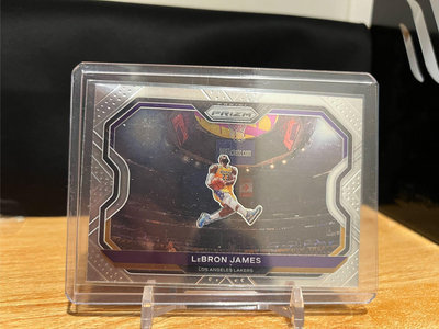 [球員卡] [NBA] Lebron James 湖人 PRIZM 剪刀腳灌籃#LBJ #經典動作