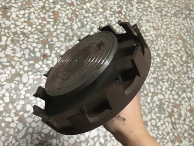 [二手品] 工業用 圓穴鋸 木材 沖床 研磨鋸輪 中古機械買賣 齒輪式 直徑 200mm