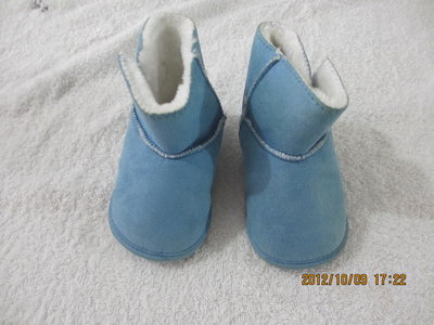 (可合併運費)  UGG 嬰兒鞋   Size  3