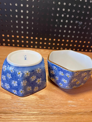 日本回流瓷器，美濃燒方缽六方缽，青花藍色櫻花畫片，釉下彩缽碗