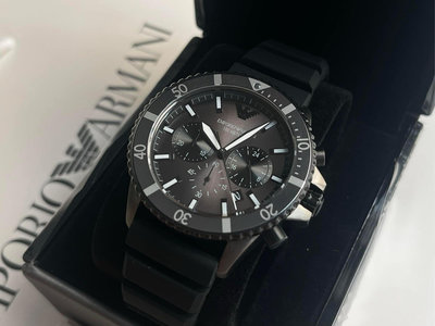EMPORIO ARMANI Diver 黑色錶盤 黑色矽膠錶帶 石英 三眼計時 男士手錶 AR11515
