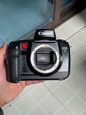 佳能Canon EOS 5 專業膠片相機，能通電，模式盤通病