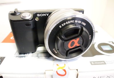 SONY NEX-5 + 16-50mm 電動變焦鏡頭/1420萬像素/附保護鏡