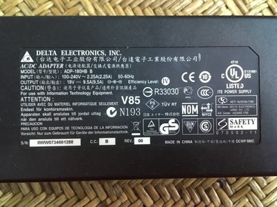 ^^華津電腦^^DELTA 19V 9.5A 變壓器 原廠 二手良品 岡山店面可自取