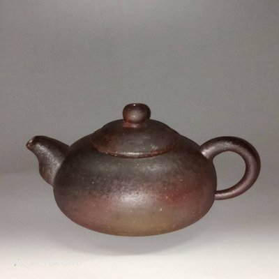 手拉胚柴燒茶壺(0019)