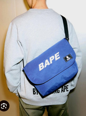 日本 bape 猿人 福袋 藍色 側背包 斜背包 郵差包