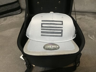 全新正品美國公司貨 JORDAN 11代 帽 XI 後扣 可調 SnapBack 灰色