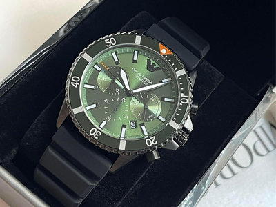 EMPORIO ARMANI Diver 綠色面錶盤 黑色矽膠錶帶 石英 三眼計時 男士手錶 AR11463