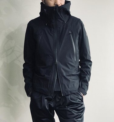 日本高級衝鋒衣品牌Descente Allterrain Active Shell Jacket 防風防水