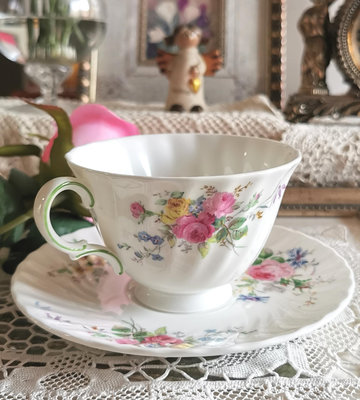 英國皇家道爾頓古董紅茶杯/咖啡杯