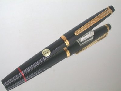 W GERMANY 西德製 Rotring洛登鋼筆真空吸墨式.