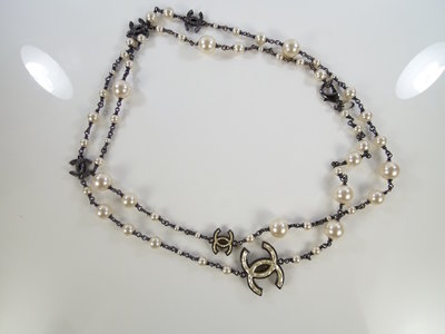[卡貝拉精品交流] CHANEL 香奈兒長項鍊 大雙C 黑色鍊 經典設計 珍珠項鍊 專櫃正品 絕版品