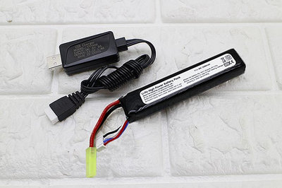 [01] 11.1V USB 充電器 + 11.1V 鋰電池 口香糖 鋰鐵 充電 電池 EBB AEG AR 步槍 M4 M4A1