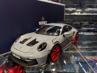 吉華@ 1/18 NOREV 187350 Porsche 911 992 GT3 RS 2022