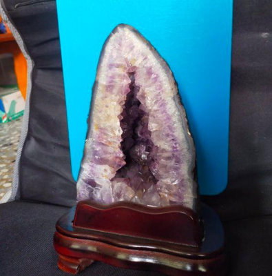 紫水晶洞(mini版) 4.35kg 桌上型++贈-純銅五帝錢