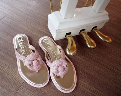 Chanel G31577 Thongs camellia sandles 毛呢山茶花涼鞋 粉紅