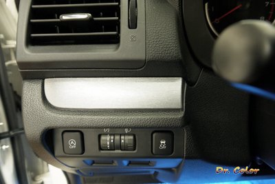 Dr. Color 玩色專業汽車包膜 Subaru Impreza 內裝飾板包膜