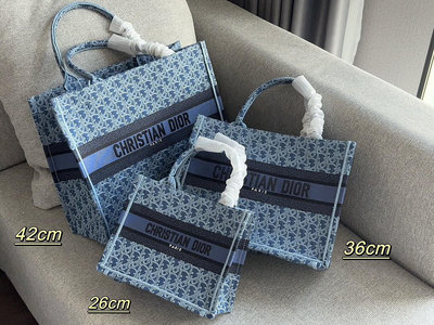 女包代購#Dior tote藍色立體刺繡購物袋時尚手提包大容量媽咪包41*35cm