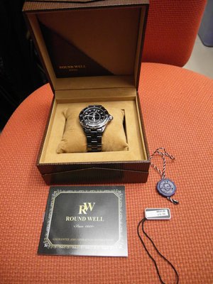 瑞士浪威ROUND WELL真鑽陶瓷黑色手錶