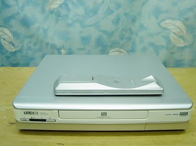 保固1年【小劉二手家電】LITEON  DVD錄放影機,附萬用搖控器,LVW-1101型,壞機可修/抵!