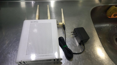 【PCI 】 日本 久森 無線路由器 MZK-W04NU 白色無線網路 路由器router 無線寬頻分享器 功能正常的喔 !