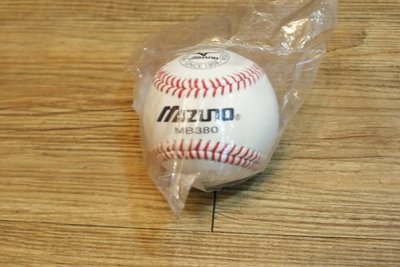 棒球世界全新Mizuno 380 比賽用棒球每顆特價