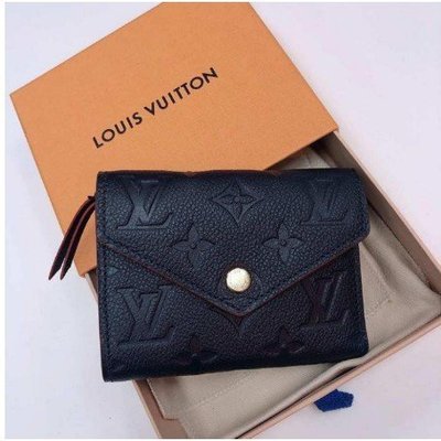 Louis Vuitton Monogram Giant Portofeuil Zoe M67670 Monogram Tri-fold wallet