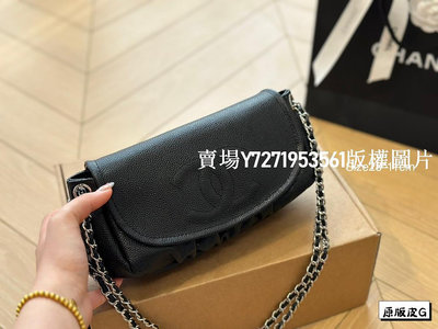 【二手包包】Chanel新品牛皮質地時裝休閑 不挑衣服尺寸28 NO58216