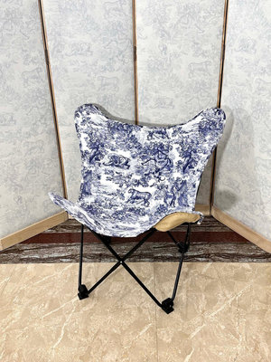 Di*蝴蝶椅 這款椅子不單單輕便，還是室內家具單品的點睛之筆大方得體，結實穩固