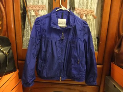 Moncler  寶藍色  風衣    七分袖    外套