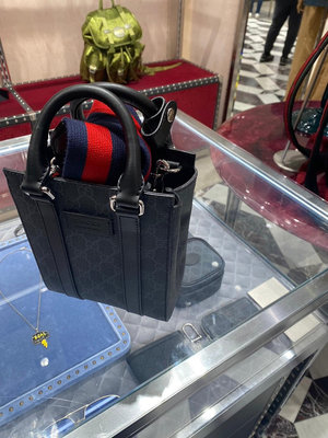 Gucci mini tote bag 帆布背帶 有折扣 超甜 $2xxxx/個 原價4萬up喲