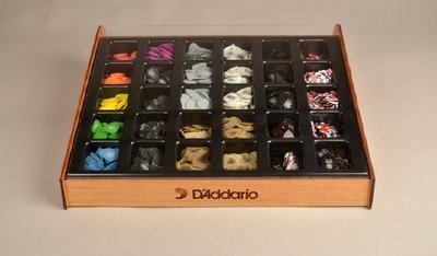 【現代樂器】Daddario Planet waves Pick 匹克30格 木盒展示盒+2250片彈片
