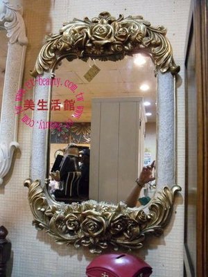 美生活館-- 全新到貨--古典鄉村風格--立體玫瑰花 金 掛鏡/壁鏡--白色