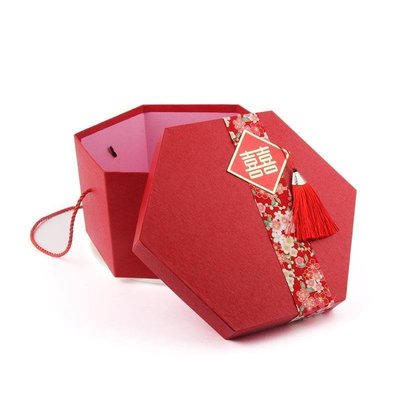 熱銷 新款結婚用品伴手禮盒紅色婚慶回禮六角盒創意婚禮手提喜糖盒~