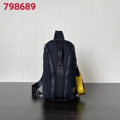 ＊米猜Shop＊TUMI 【春夏新品】 TUMI/途明798689 TAHOE系列  男士單肩背包胸包