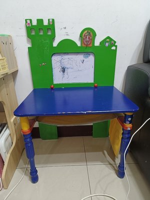 【銓芳家具】城堡造型兒童書桌-60*44*90cm 木質兒童書桌 畫板學習書桌 寶寶學習桌 幼兒書桌 成長桌 游戲桌
