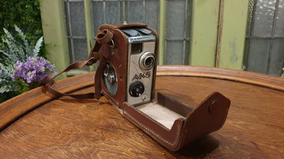 【卡卡頌 歐洲古董】英國老件  AKS 古董相機   皮背帶  相機背包  ss0578 ✬