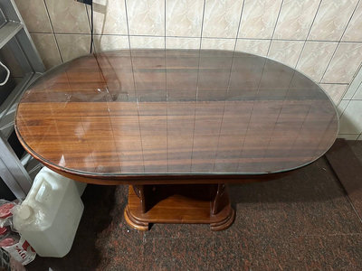 桃園OK二手家具-漂亮 實木餐桌/橢圓形餐桌137、90、76