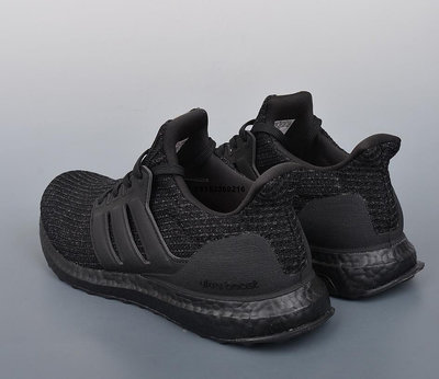 Adidas Ultra Boost 4.0 DNA Triple Black 全黑 慢跑鞋 男女款 F