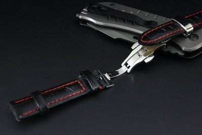 艾曼達精品~22mm高質感可替代TAG,BREITLING豪雅 百年靈 原廠錶帶之真牛皮錶帶雙按式超方便蝴