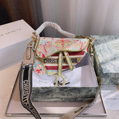 熱賣精選#新品 #現貨 禮盒包裝 大號 “迪奧馬鞍包 ” 迪奧 Dior 獨家出貨 馬鞍包頂級品質MPBD04TTGF