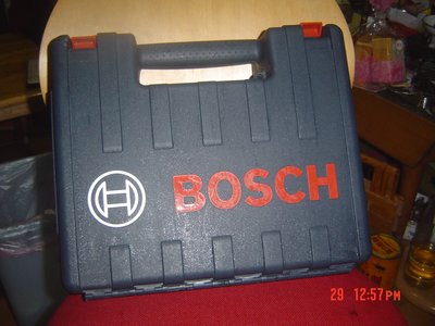((拍賣就是要撿便宜))二手商品--BOSCH鋰電子衝擊起子機手提箱