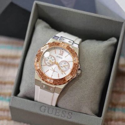 GUESS 玫瑰金色框 白色面錶盤 白色橡膠錶帶 石英 女士手錶W1053L2