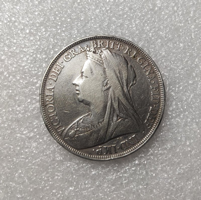 1895年英國維多利亞馬劍一克朗大銀幣，28克925銀