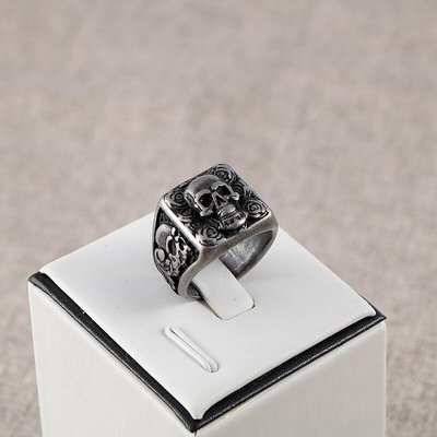 【現貨】歐美個性鈦鋼復古戒指 舊玫瑰骷髏男士指環