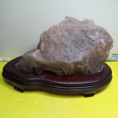 【競標網】巴西純天然鱷魚骨幹水晶原礦3.47公斤(贈台製木座)(網路特價品、原價5500元)限量一件