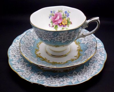【達那莊園】Royal Albert皇家亞伯特 "Enchantment" 魅力 英國製骨瓷器 (一級品) 茶杯盤三件組