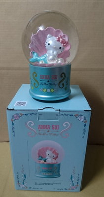 Anna Sui Hello Kitty 水晶球音樂盒, 美人魚造型公仔 "第五號交響曲-第四樂章"